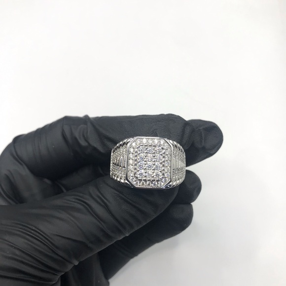 925 Sterling Silver 2.50CT MOISSANITE Men's Ring size 10 or 11 - Picture 3 of 15